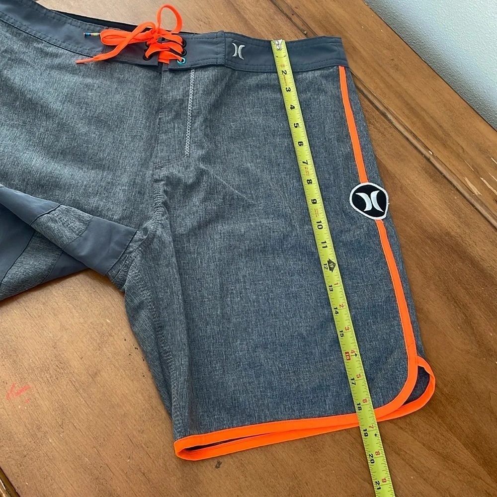 HURLEY Phantom Board Shorts Size 33
